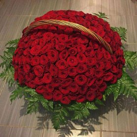 Огромное красное чудо от интернет-магазина «Floral24» в Сочи
